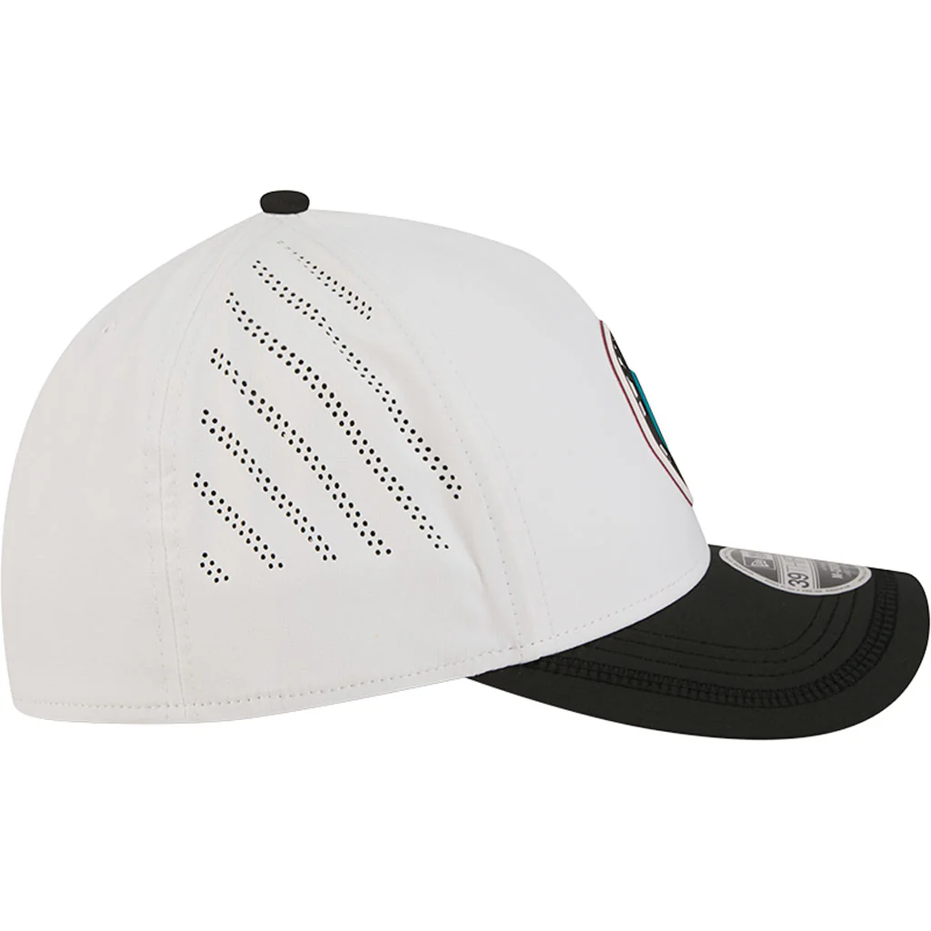 MLB Arizona Diamondbacks New Era Patch 39THIRTY M-Crown Flex Fit Hat - White - Image 5