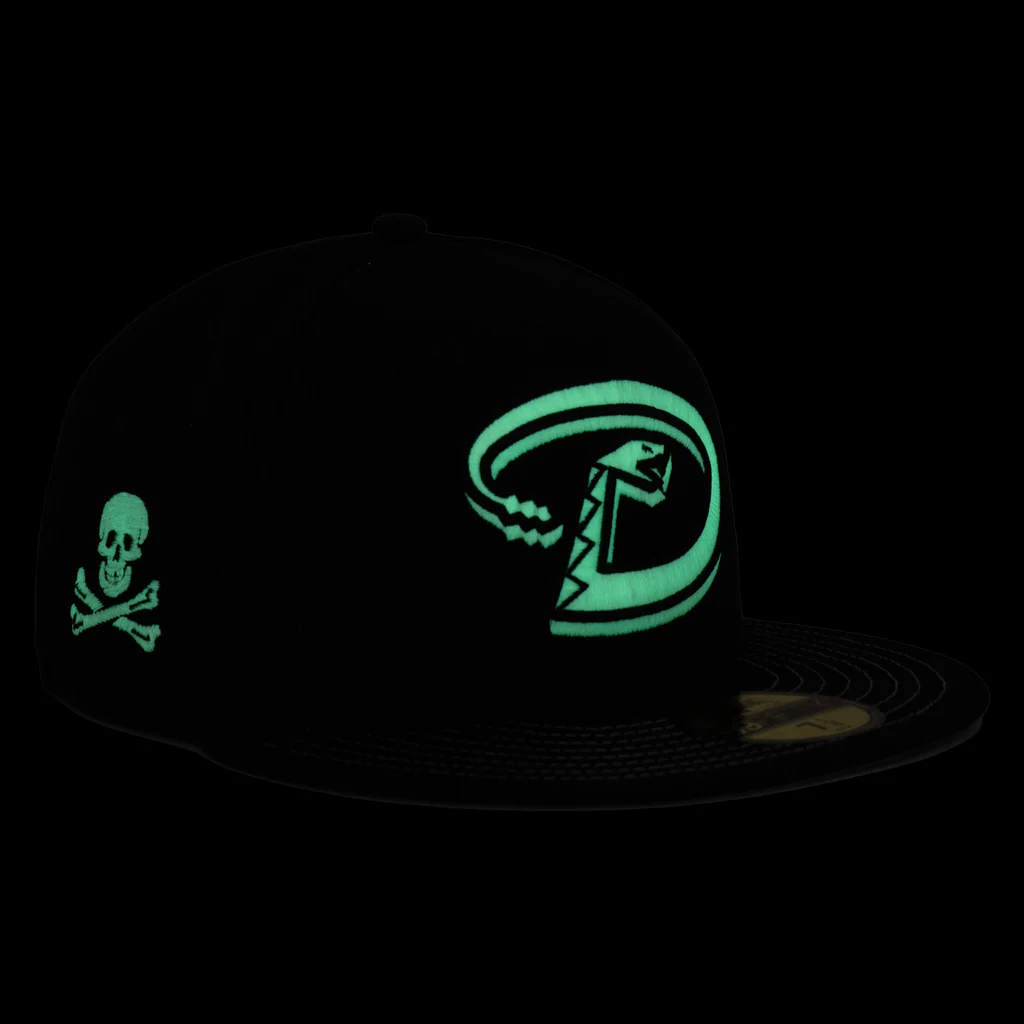 MLB Arizona Diamondbacks New Era Throwback Jolly Roger 59FIFTY Fitted Hat - Black - Image 3