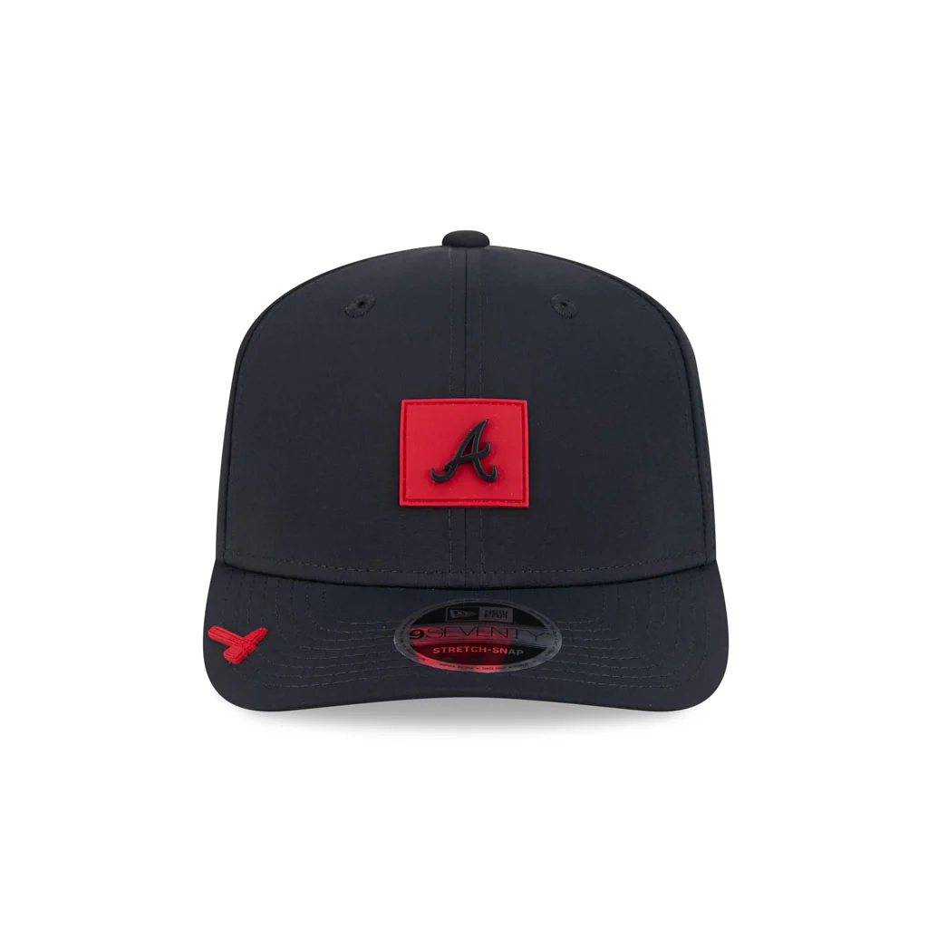 MLB Atlanta Braves New Era 2026 Clubhouse 9SEVENTY Stretch Snap Hat - Navy - Image 3