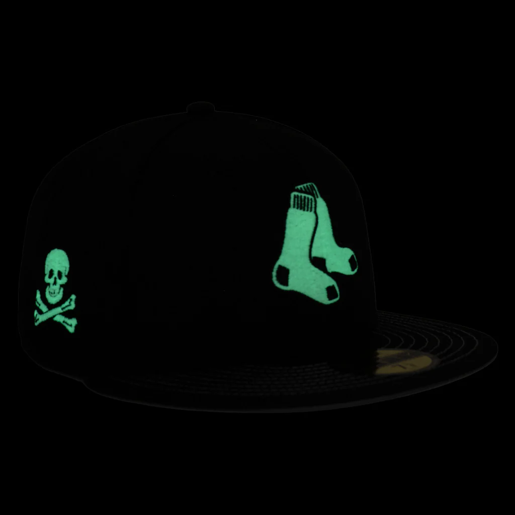 MLB Boston Red Sox New Era Jolly Roger 59FIFTY Fitted Hat - Black - Image 3