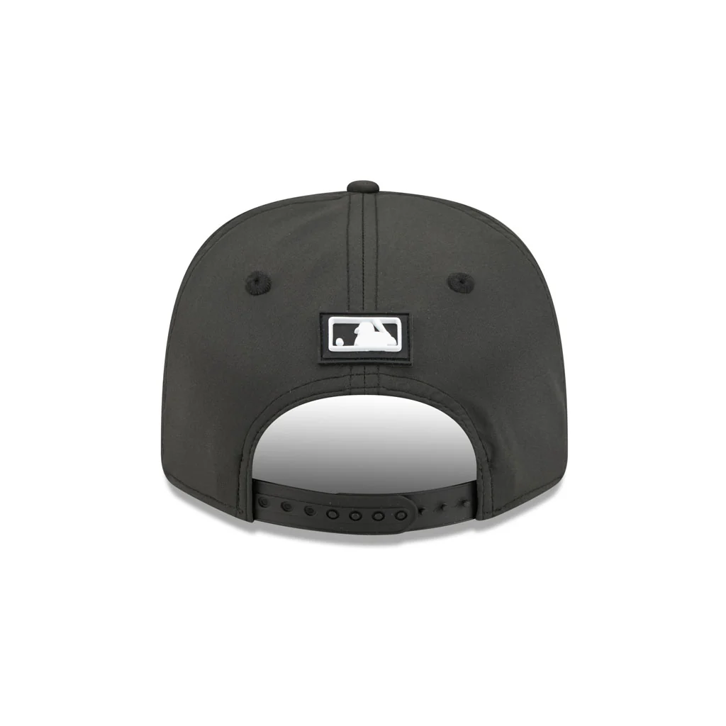 MLB Chicago White Sox New Era 2026 Clubhouse 9SEVENTY Stretch Snap Hat - Black - Image 6