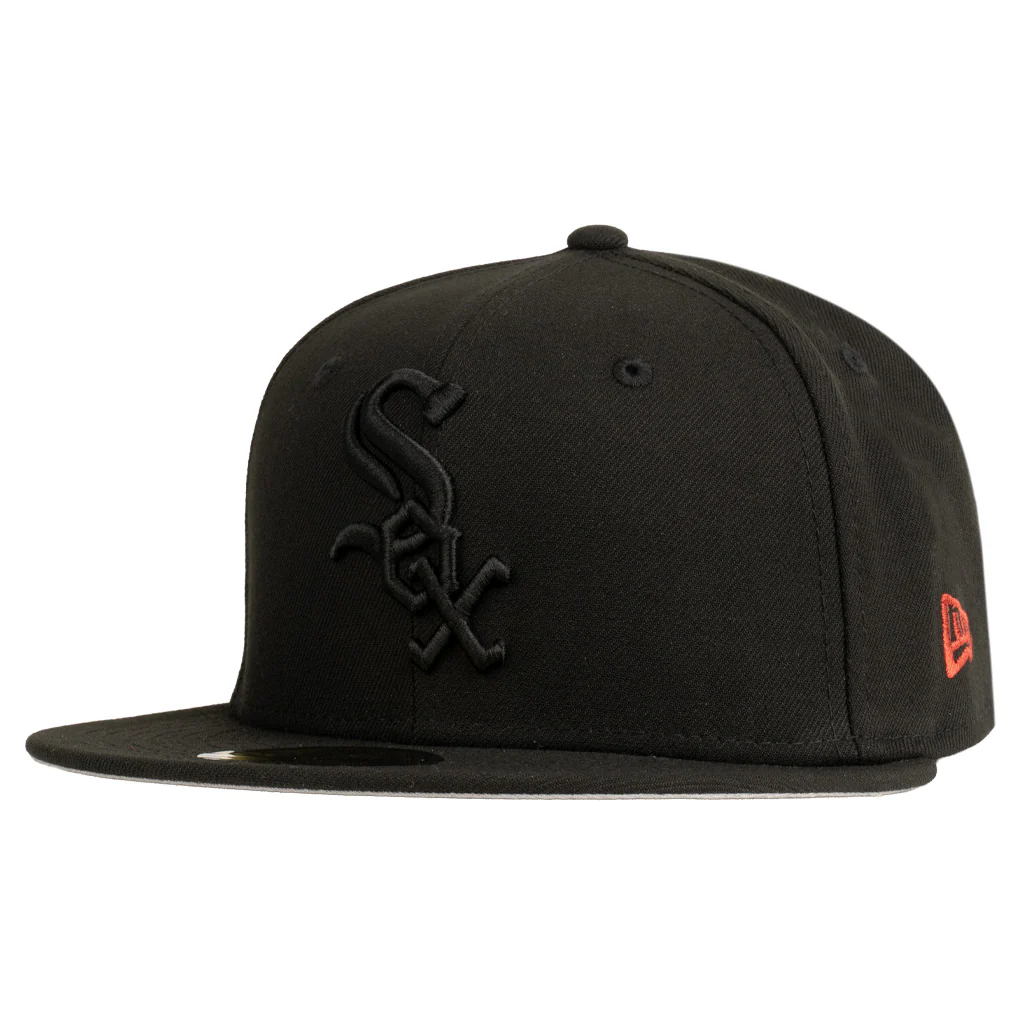 MLB Chicago White Sox New Era Blackbird 59FIFTY Fitted Hat - Black - Image 2