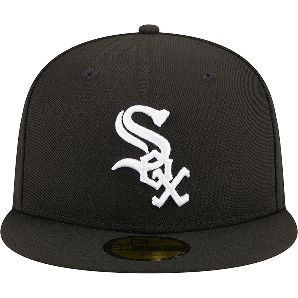MLB Chicago White Sox New Era Side Patch Black & White 59FIFTY Fitted Hat - Black - Image 3