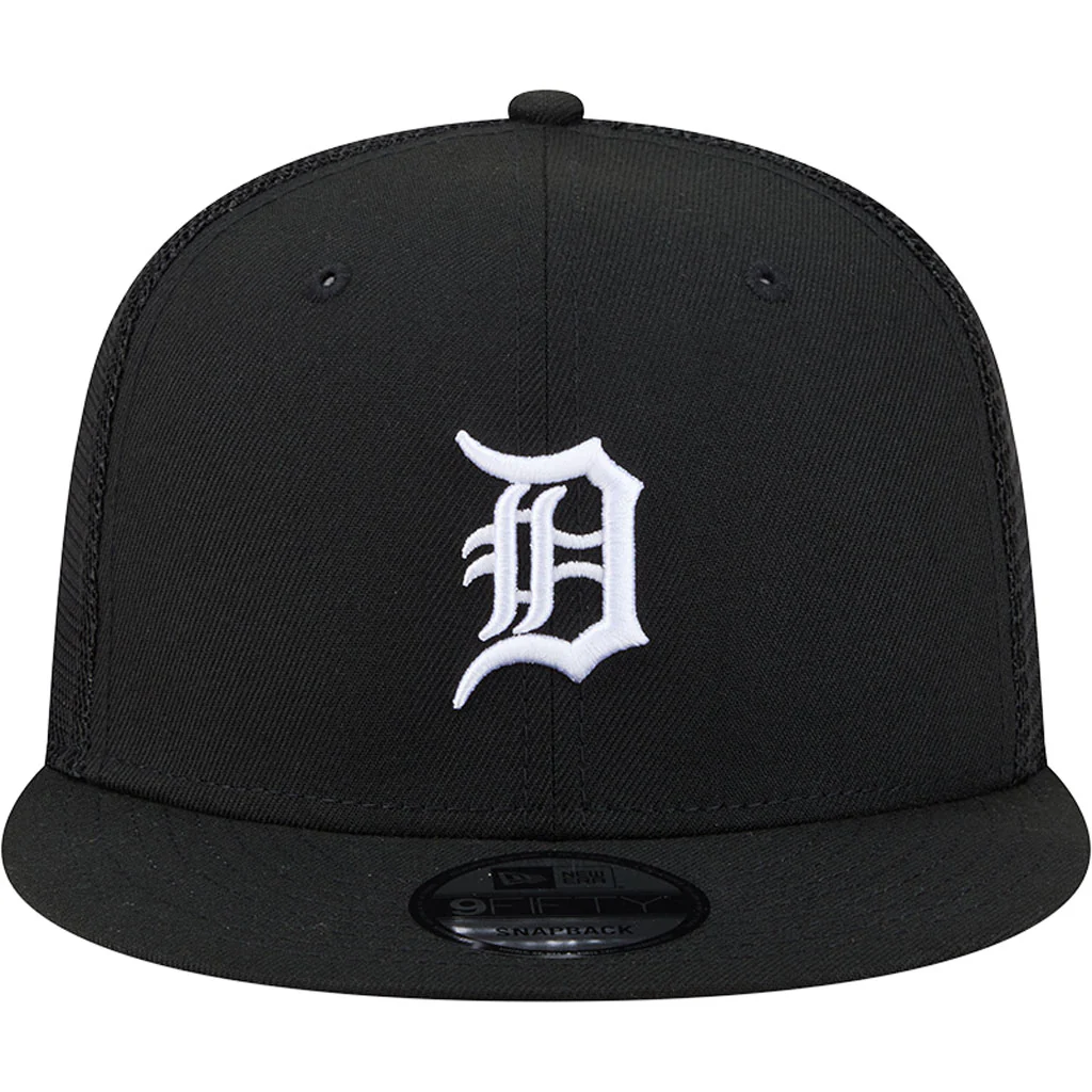 MLB Detroit Tigers New Era Black & White Trucker 9FIFTY Snapback Hat - Black - Image 3