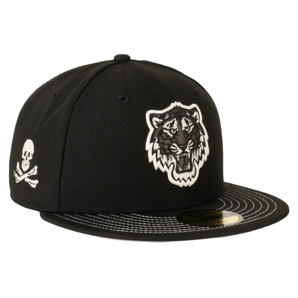 MLB Detroit Tigers New Era Jolly Roger 59FIFTY Fitted Hat - Black