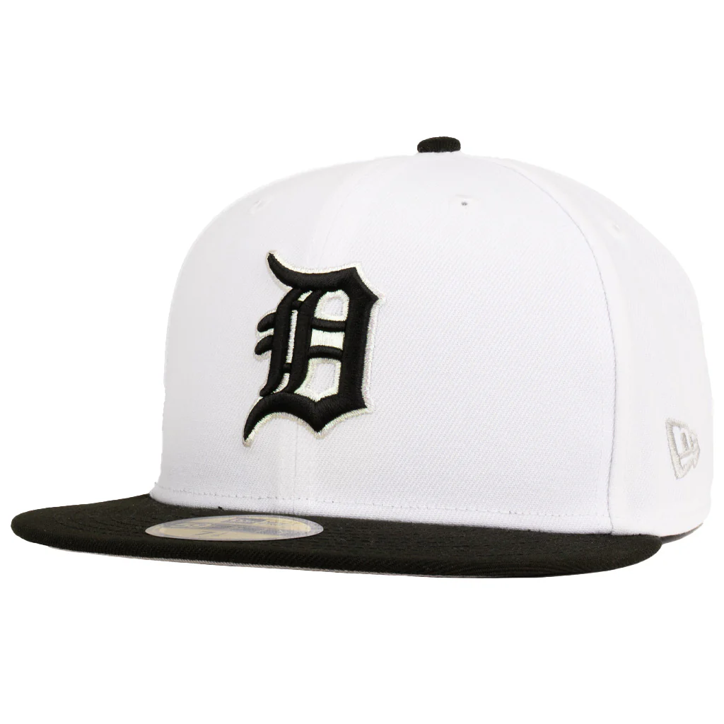 MLB Detroit Tigers New Era Space Shuttle 59FIFTY Fitted Hat - White - Image 2