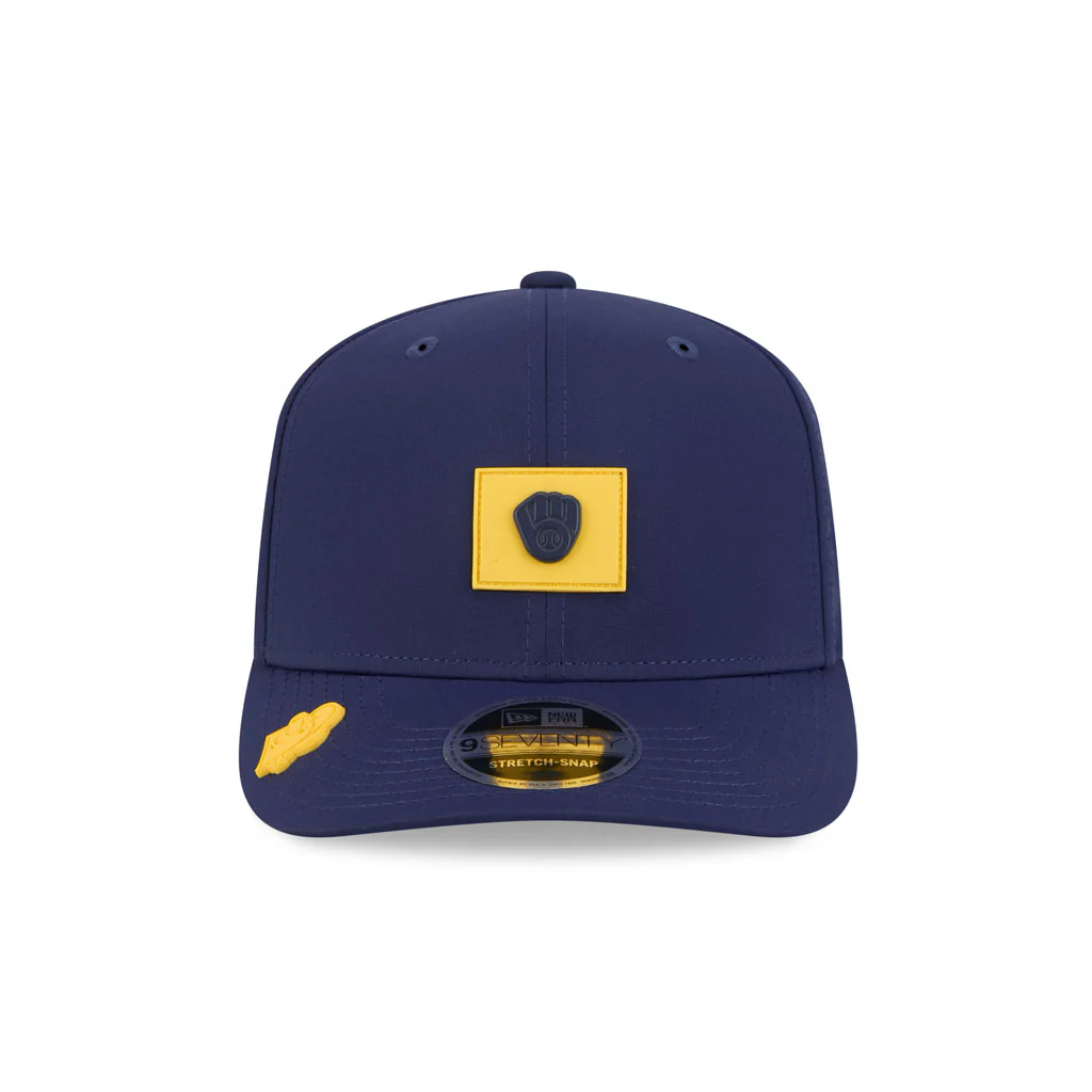 MLB Milwaukee Brewers New Era 2026 Clubhouse 9SEVENTY Stretch Snap Hat - Blue - Image 3