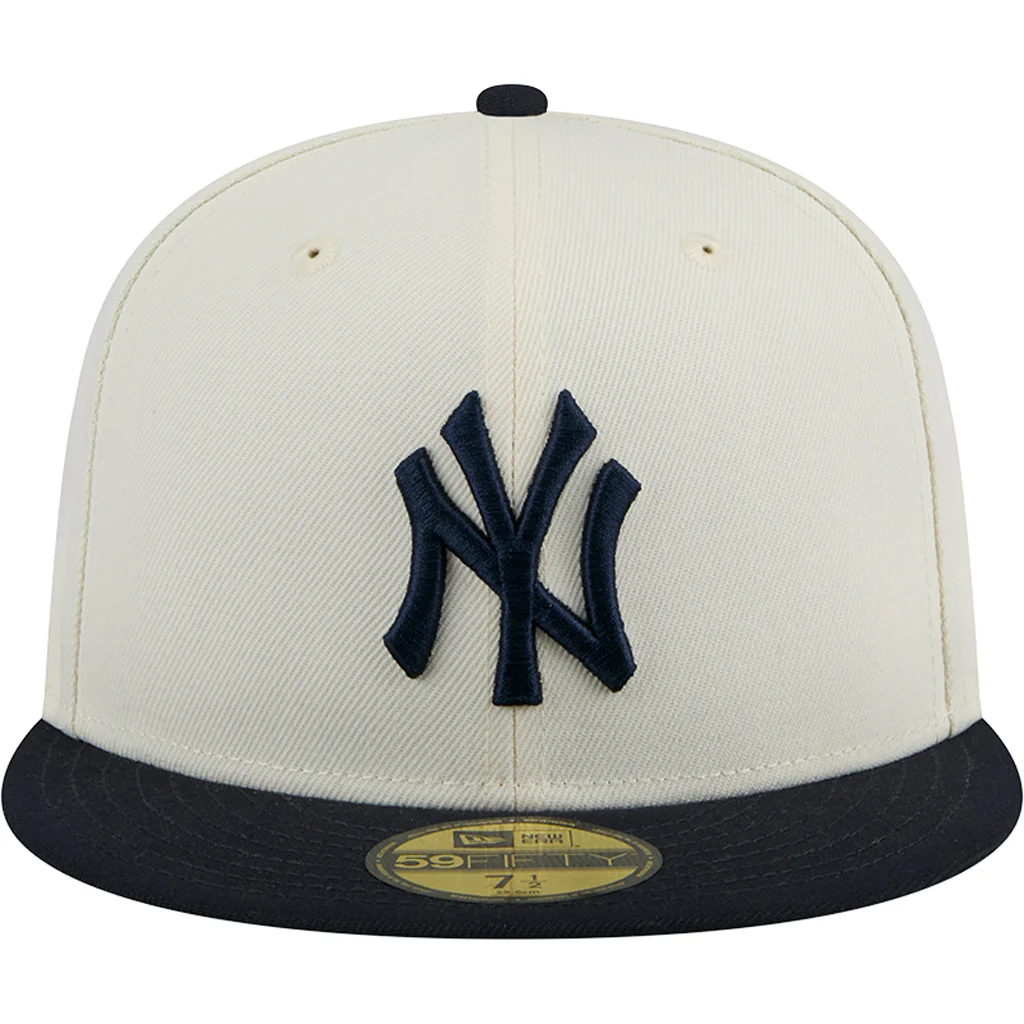 MLB New York Yankees New Era Two-Tone Chrome OTC 59FIFTY Fitted Hat - Chrome - Image 3