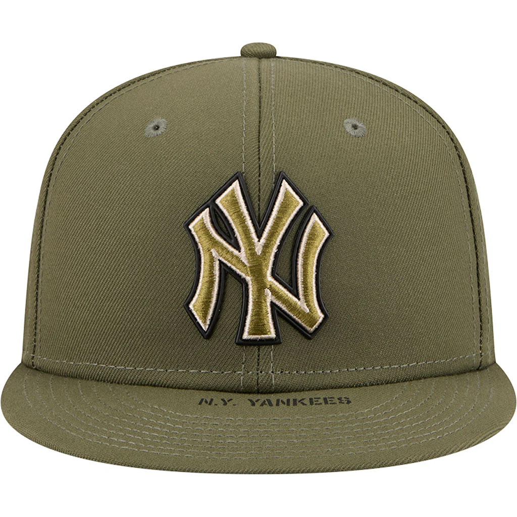 MLB New York Yankees New Era 2026 Armed Forces Day 59FIFTY Fitted Hat - Green - Image 3