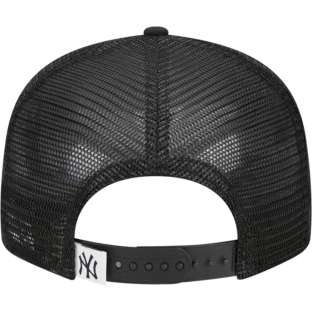 MLB New York Yankees New Era Black & White Trucker 9FIFTY Snapback Hat - Black - Image 4