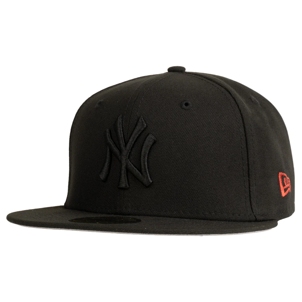 MLB New York Yankees New Era Blackbird 59FIFTY Fitted Hat - Black - Image 2