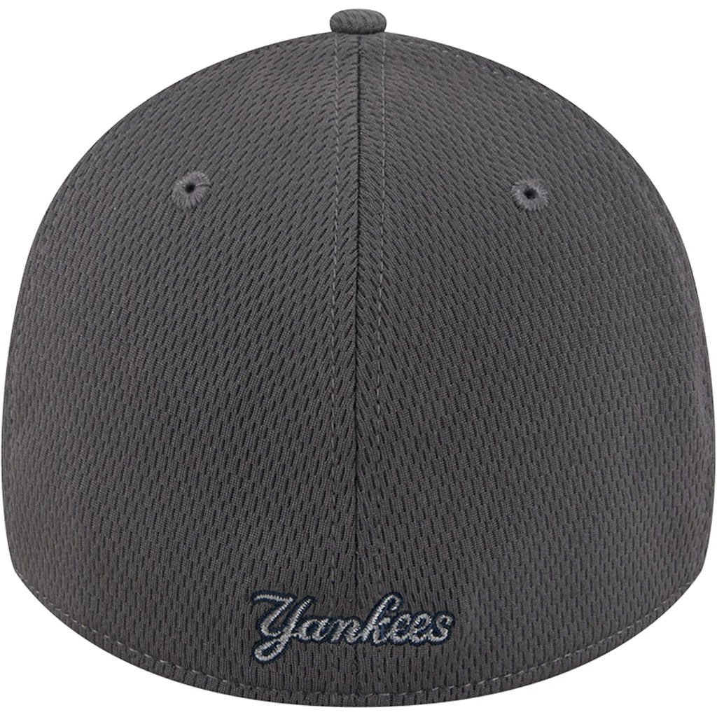 MLB New York Yankees New Era Tonal Graphite 39THIRTY Flex Fit Hat - Graphite - Image 4