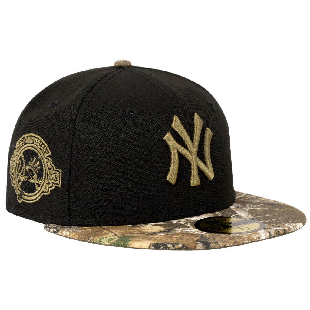 MLB New York Yankees New Era Two-Tone Real Tree Shadow 59FIFTY Fitted Hat - Black - Image 2