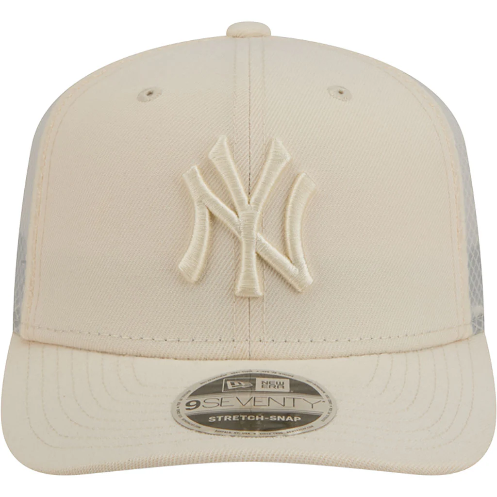 MLB New York Yankees New Era Vanilla 9SEVENTY Stretch Snap Hat - Cream - Image 3