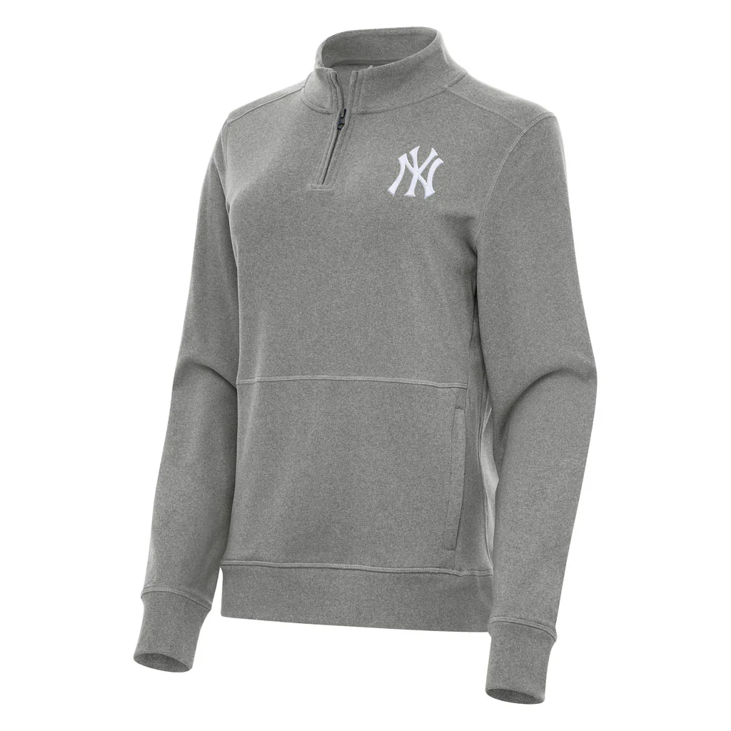 MLB New York Yankees Women's Antigua Crush 1/4 Zip Pullover Jacket