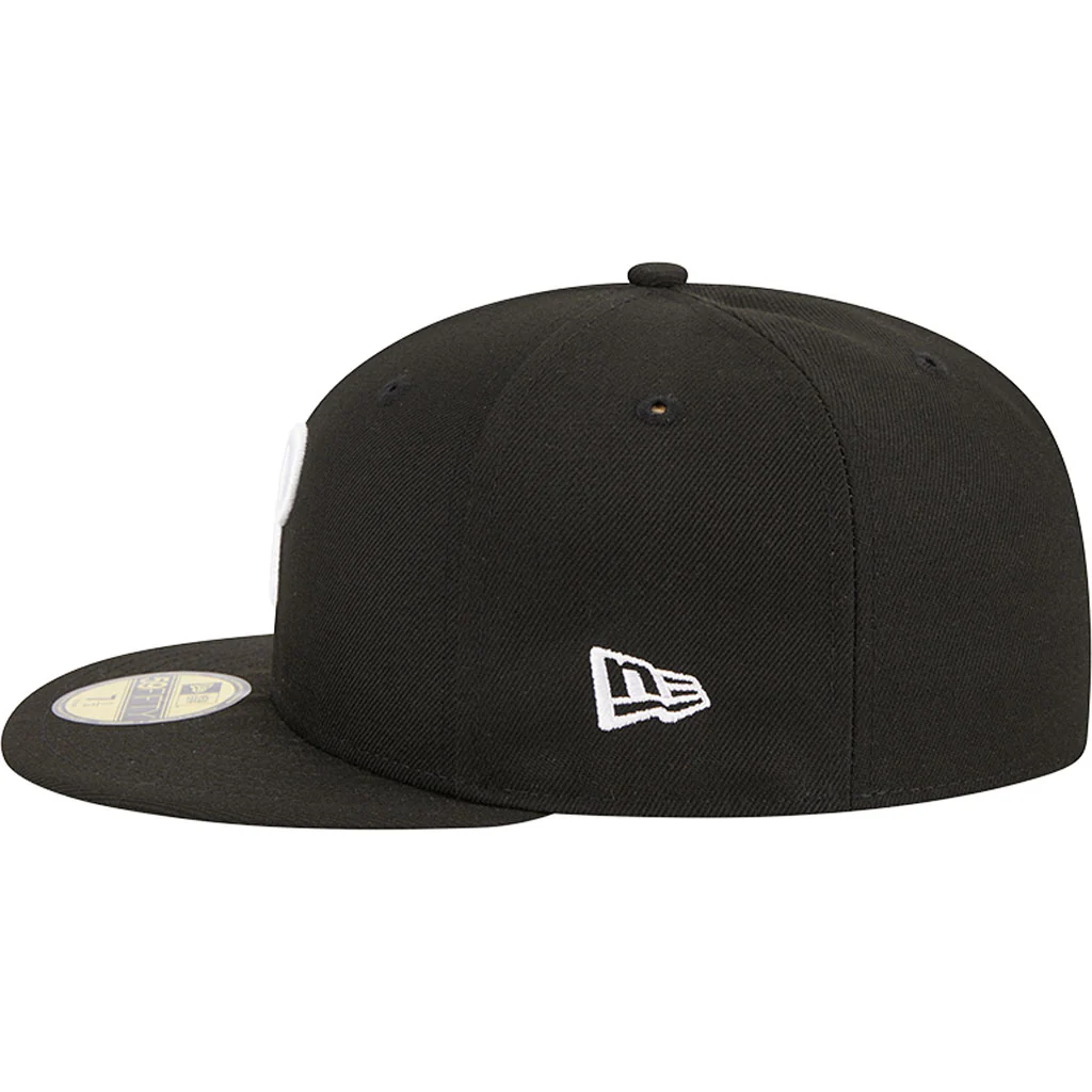 MLB Philadelphia Phillies New Era Side Patch Black & White 59FIFTY Fitted Hat - Black - Image 4