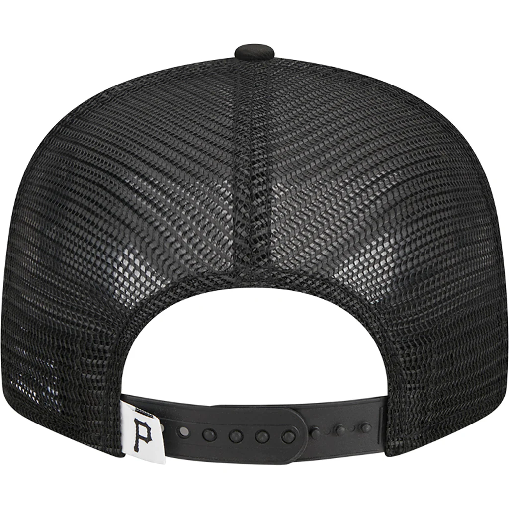 MLB Pittsburgh Pirates New Era Black & White 9FIFTY Snapback Trucker Hat - Black - Image 4