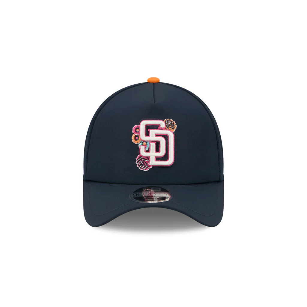 MLB San Diego Padres New Era 2026 City Connect Batting Practice Apex 9FORTY Snapback Hat - Brown - Image 3