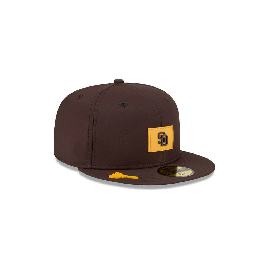 MLB San Diego Padres New Era 2026 Clubhouse 59FIFTY Fitted Hat - Brown - Image 2