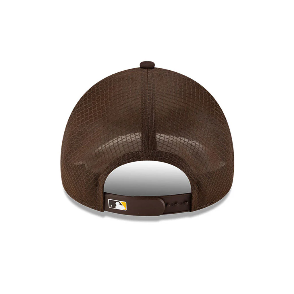 MLB San Diego Padres New Era Batting Practice Apex 9FORTY Snapback Hat - Brown - Image 3