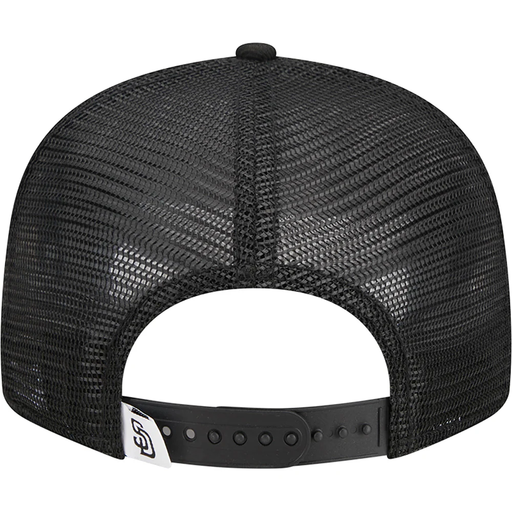 MLB San Diego Padres New Era Black & White Trucker 9FIFTY Snapback Hat - Black - Image 4