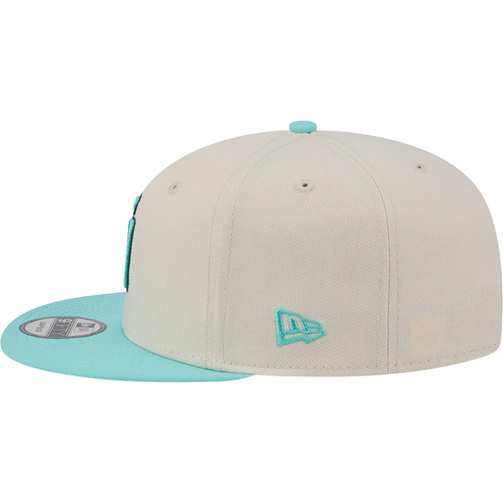 MLB San Diego Padres New Era Two-Tone Aqua 9FIFTY Snapback Hat - Light cream - Image 4