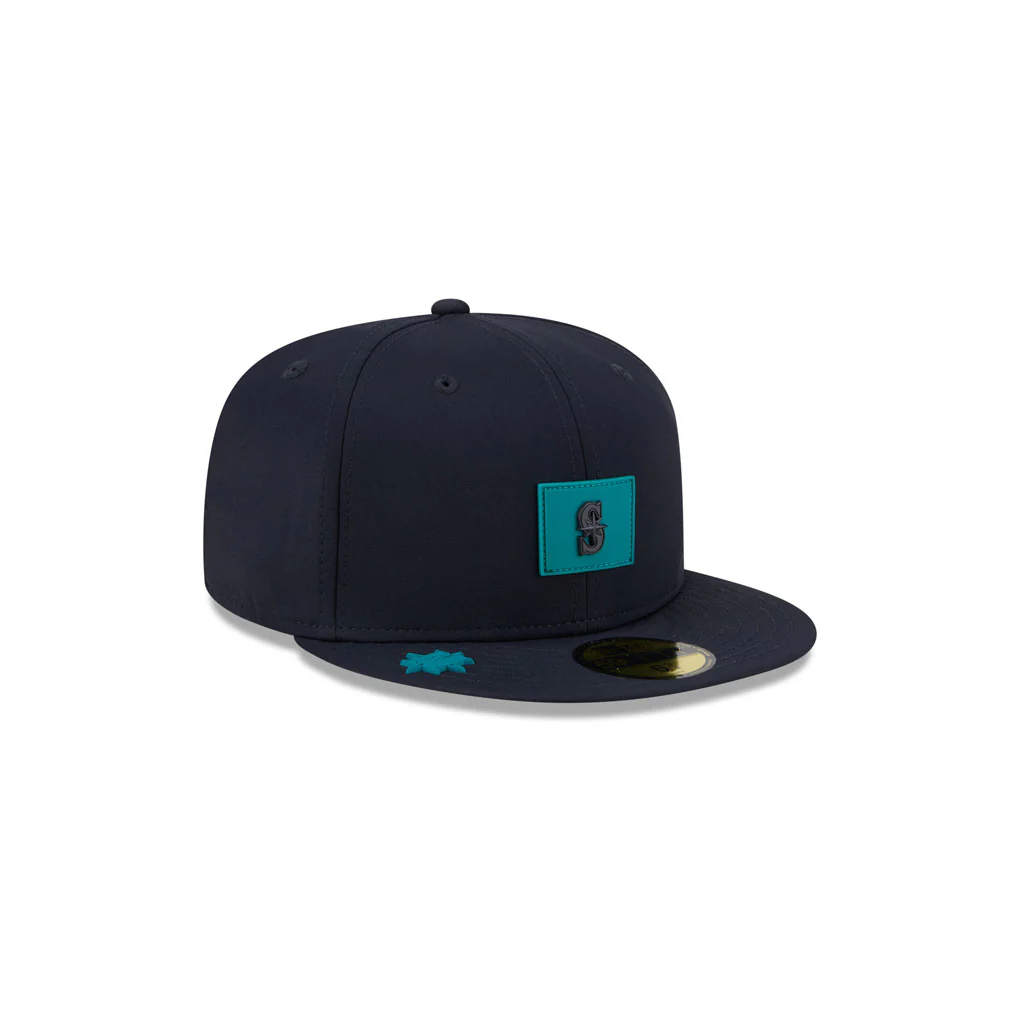 MLB Seattle Mariners New Era 2026 Clubhouse 59FIFTY Fitted Hat - Navy - Image 2