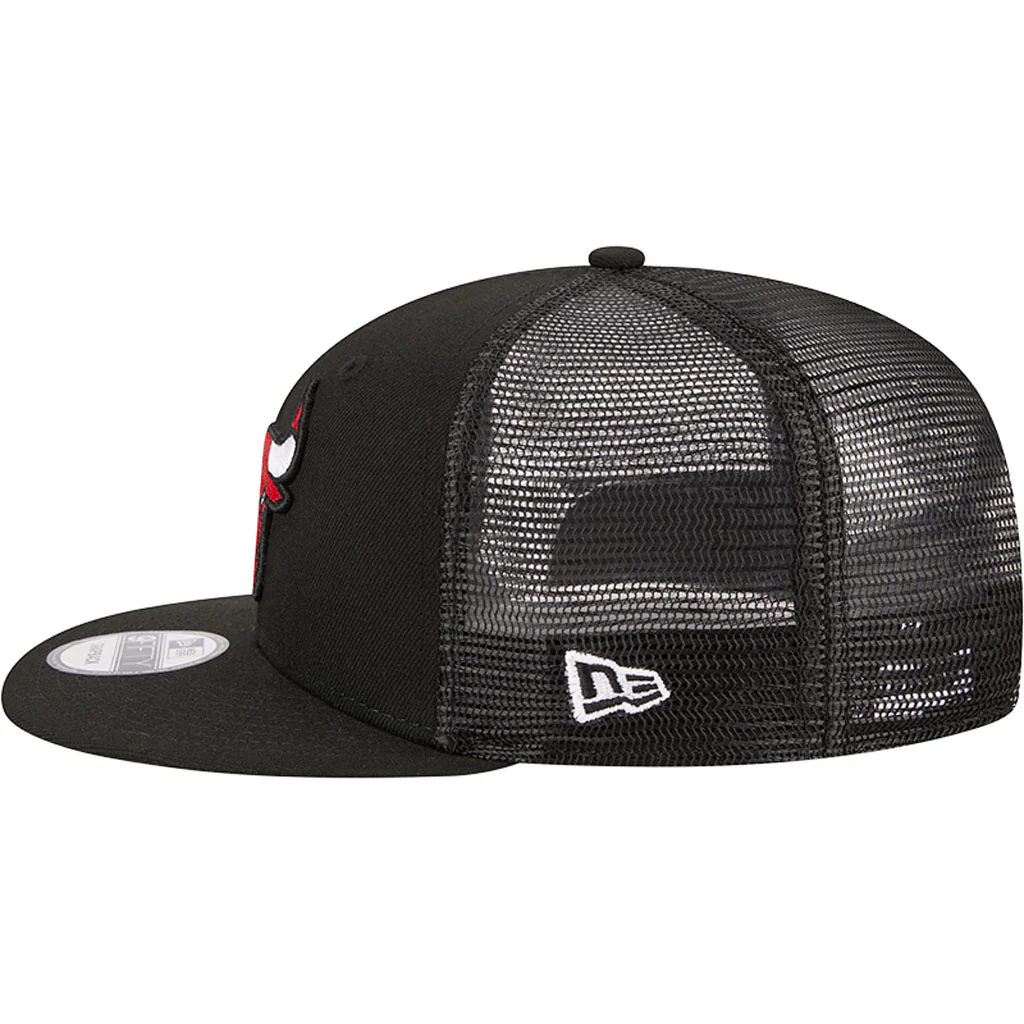 NBA Chicago Bulls New Era OTC Trucker 9FIFTY Snapback Hat - Black - Image 4