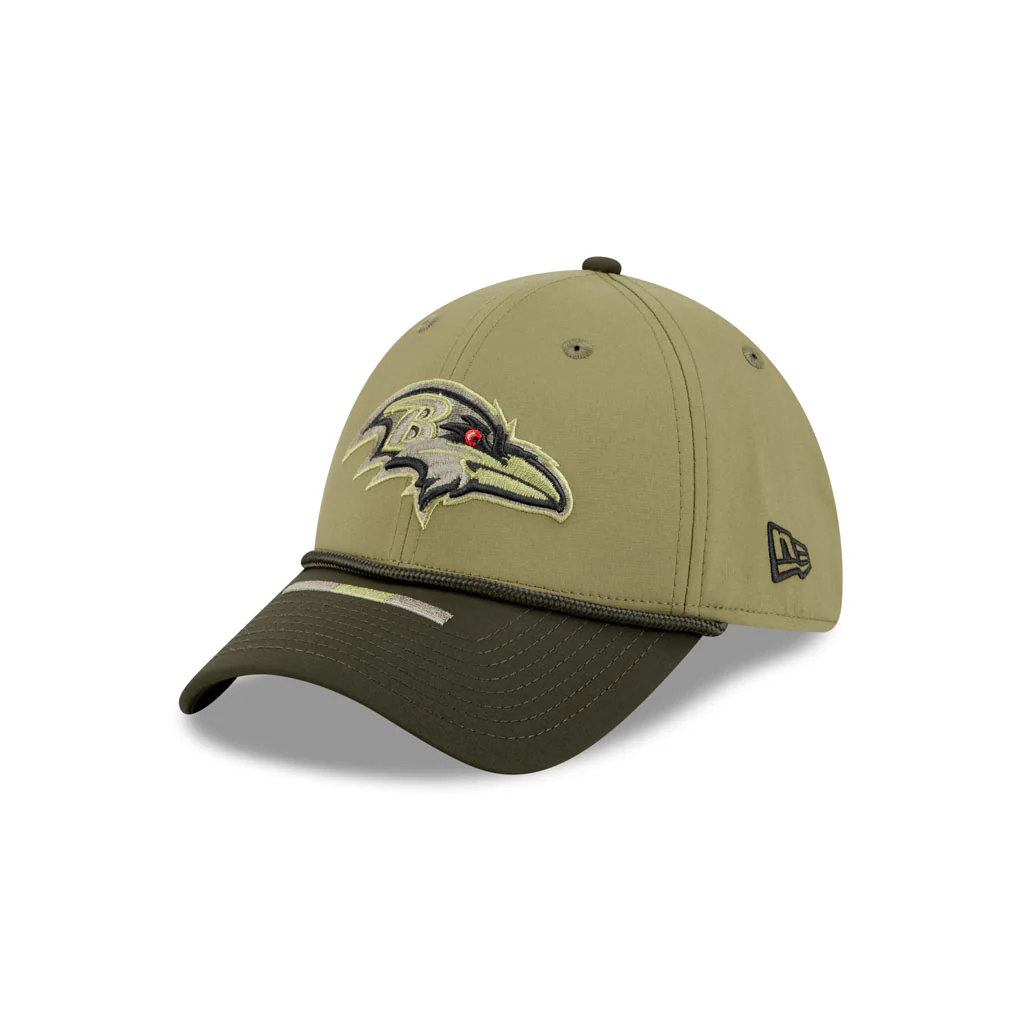 NFL Baltimore Ravens New Era 2025 Salute to Service 39THIRTY Flex Fit Hat - Green - Image 3