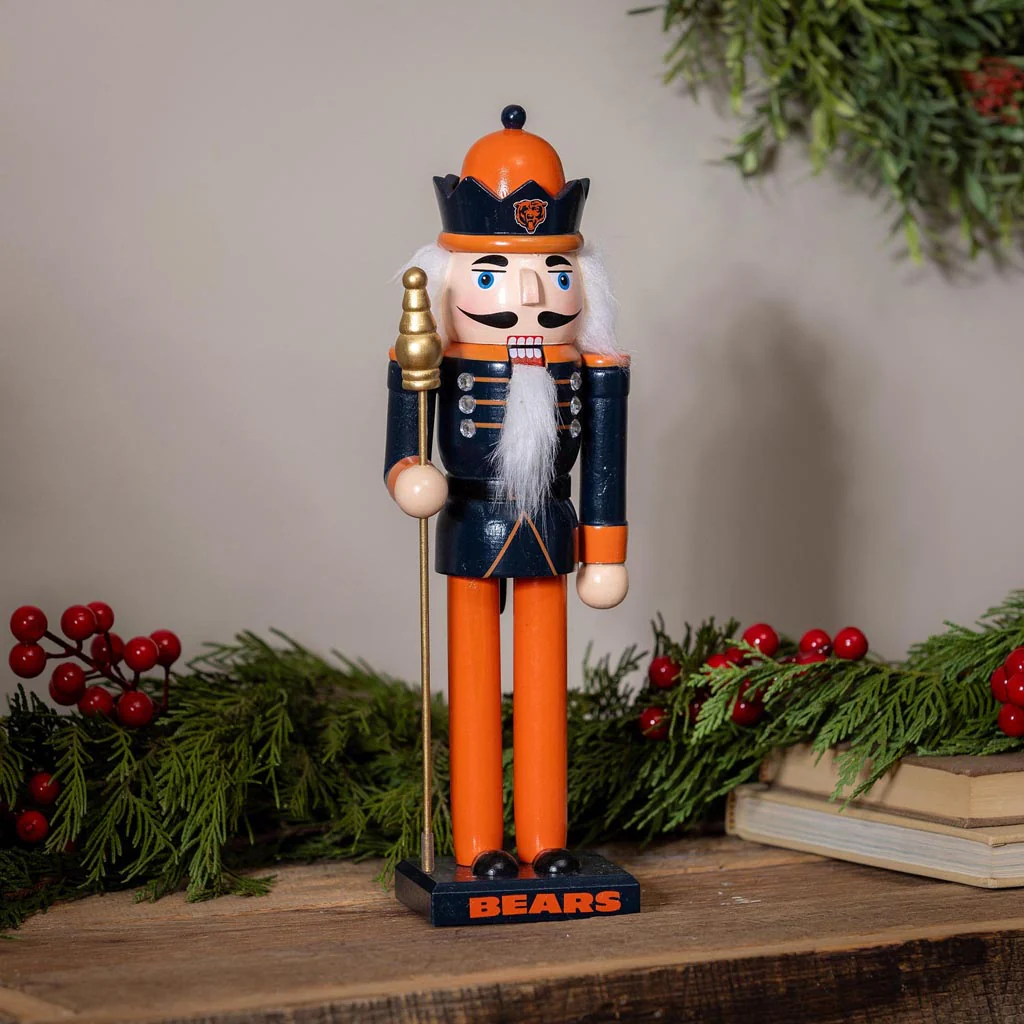 NFL Chicago Bears Evergreen 12" Nutcracker - Image 3