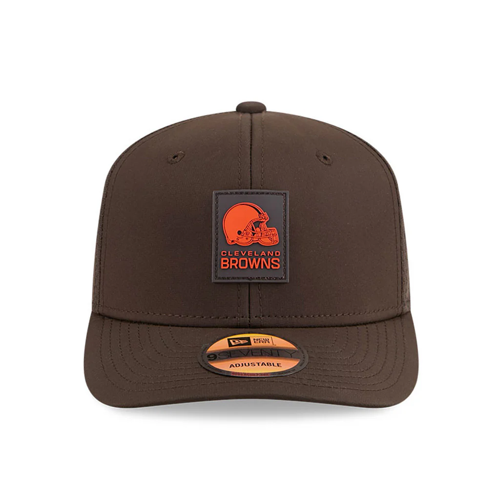 NFL Cleveland Browns New Era 2025 Sideline 9SEVENTY Stretch-Snapback Hat - Brown - Image 3