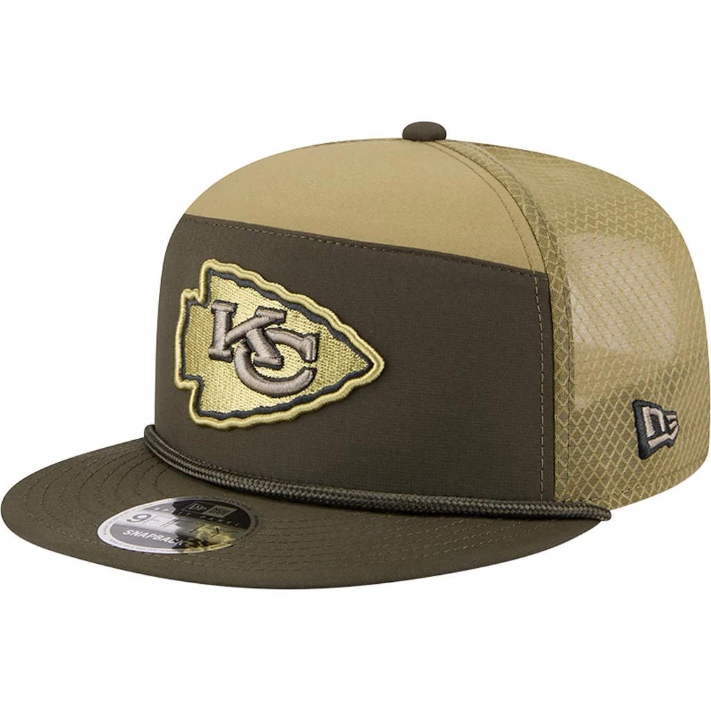 NFL Kansas City Chiefs New Era 2025 Salute to Service 9FIFTY Split Panel Snapback Hat - Green - Image 2