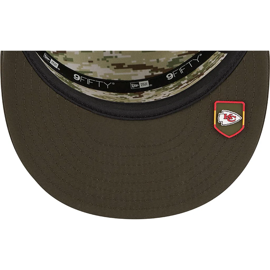 NFL Kansas City Chiefs New Era 2025 Salute to Service 9FIFTY Split Panel Snapback Hat - Green - Image 5
