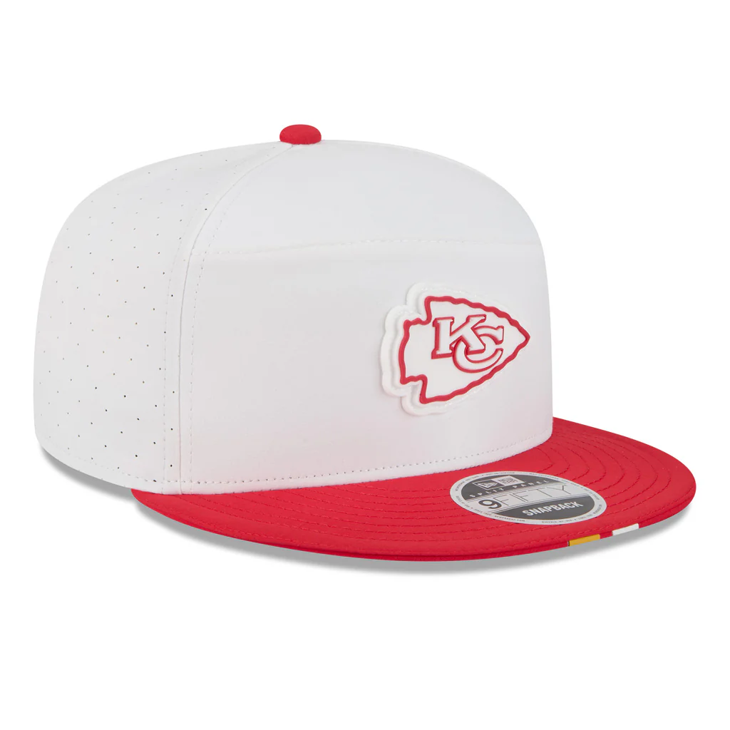 NFL Kansas City Chiefs New Era 2025 Training 9FIFTY Split Panel Snapback Hat - White - Image 2
