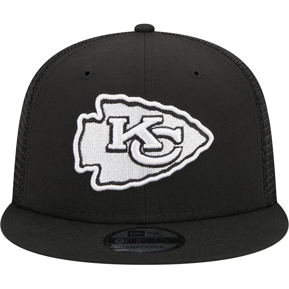 NFL Kansas City Chiefs New Era Black & White Trucker 9FIFTY Snapback Hat - Black - Image 3