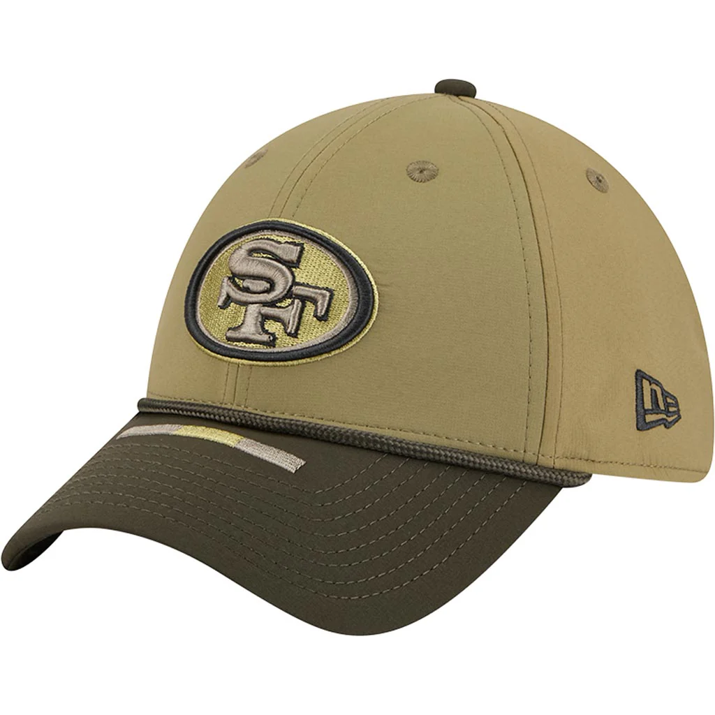 NFL San Francisco 49ers New Era 2025 Salute to Service 39THIRTY Flex Fit Hat - Green - Image 2