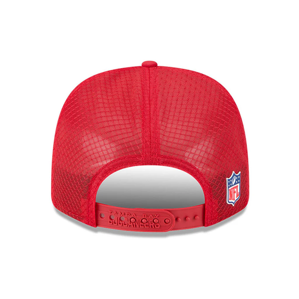 NFL Tampa Bay Buccaneers New Era 2025 Sideline 9SEVENTY Stretch-Snapback Hat - Red - Image 4